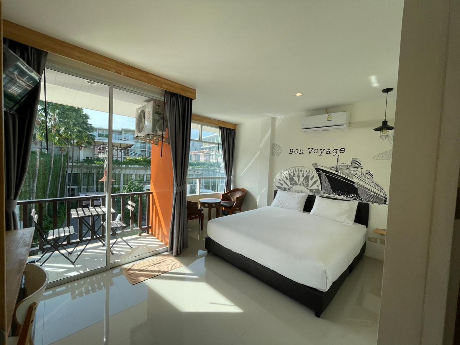 Dwell Phuket Airport Hotel At Naiyang Nai Yang Beach Exterior foto